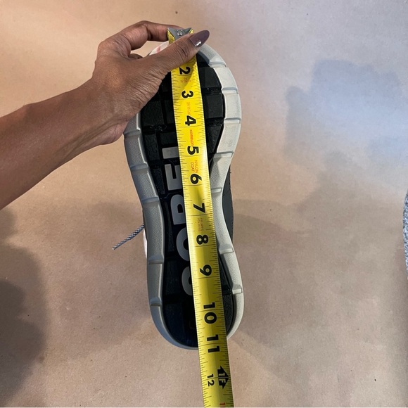 Sorel Explorer Carnival Waterproof Boots with Faux Fur Collar Gray Women US 9.5 - Picture 10 of 11